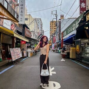 Meet your Posher, Alina